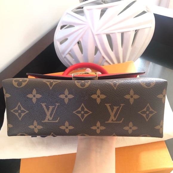 Sold - Louis Vuitton Locky BB - Picture 8 of 12